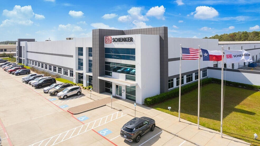 19051 Kenswick Dr, Humble, TX for lease - Building Photo - Image 2 of 8