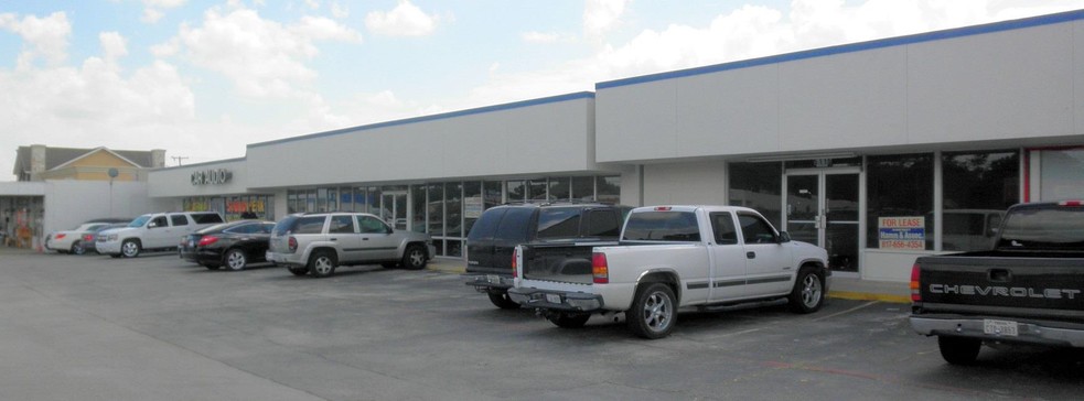 5113 Davis Blvd, North Richland Hills, TX for lease - Building Photo - Image 3 of 6