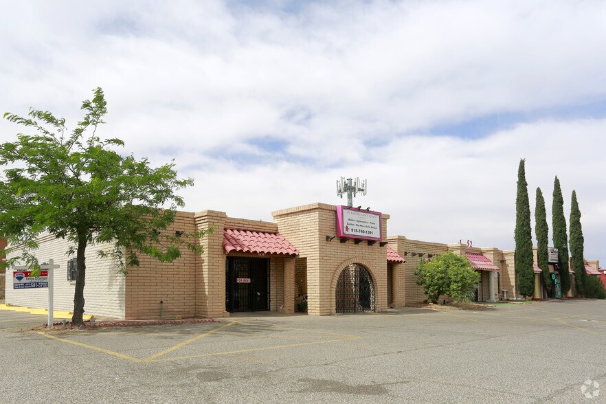 18481858 Trawood Dr, El Paso, TX 79935