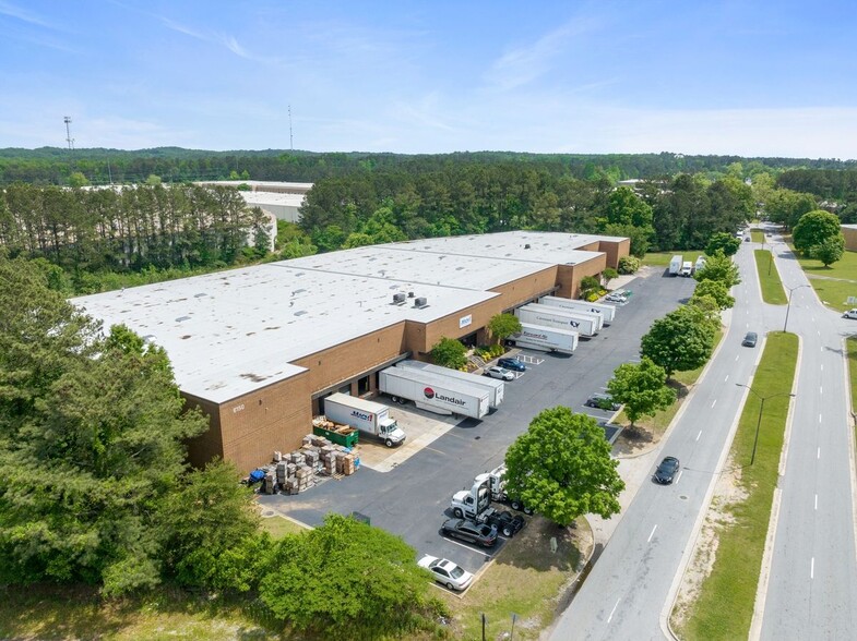 6150 Lagrange Blvd SW, Atlanta, GA for lease - Primary Photo - Image 1 of 3