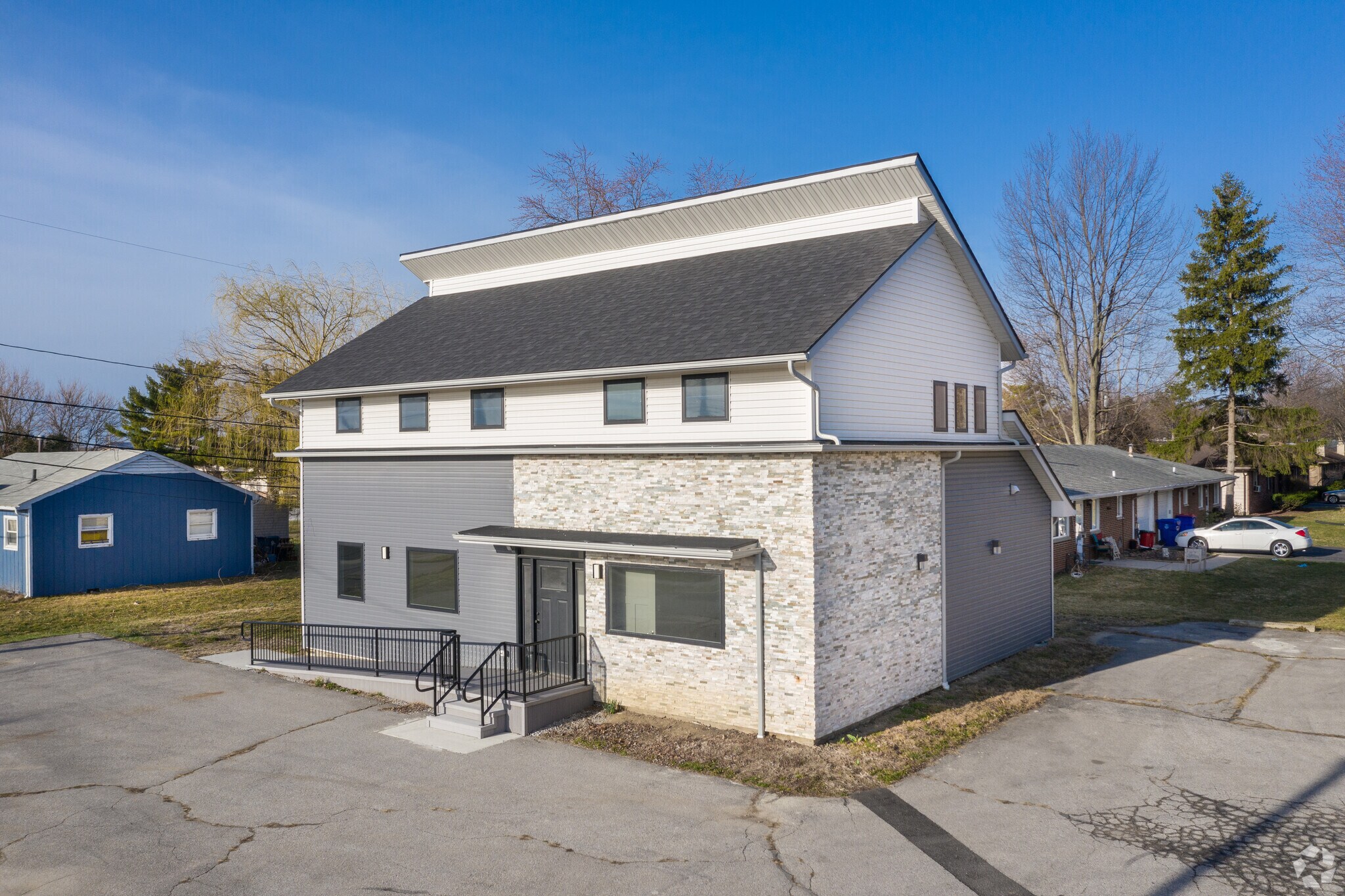 1106 S McCord Rd, Holland, OH 43528 Office for Sale