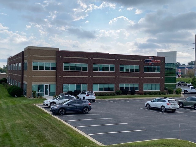 3425 40th Ave NW, Rochester, MN for lease - Building Photo - Image 2 of 15