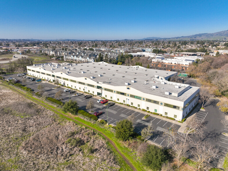 1450 Technology Ln, Petaluma, CA for lease - Building Photo - Image 1 of 4