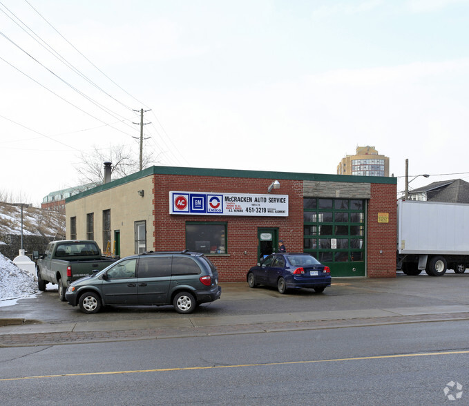 21 Union St, Brampton, ON for sale - Primary Photo - Image 1 of 3