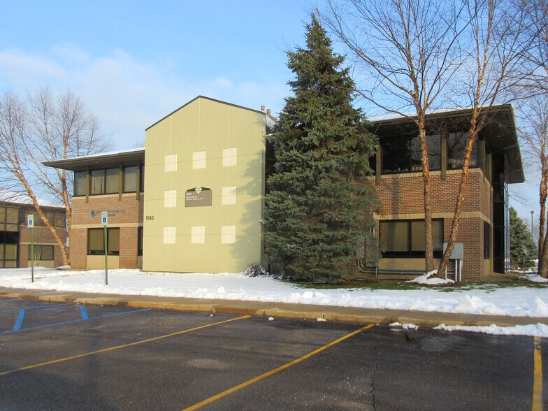 1040 N 10th St, Kalamazoo, MI for lease - Building Photo - Image 1 of 2