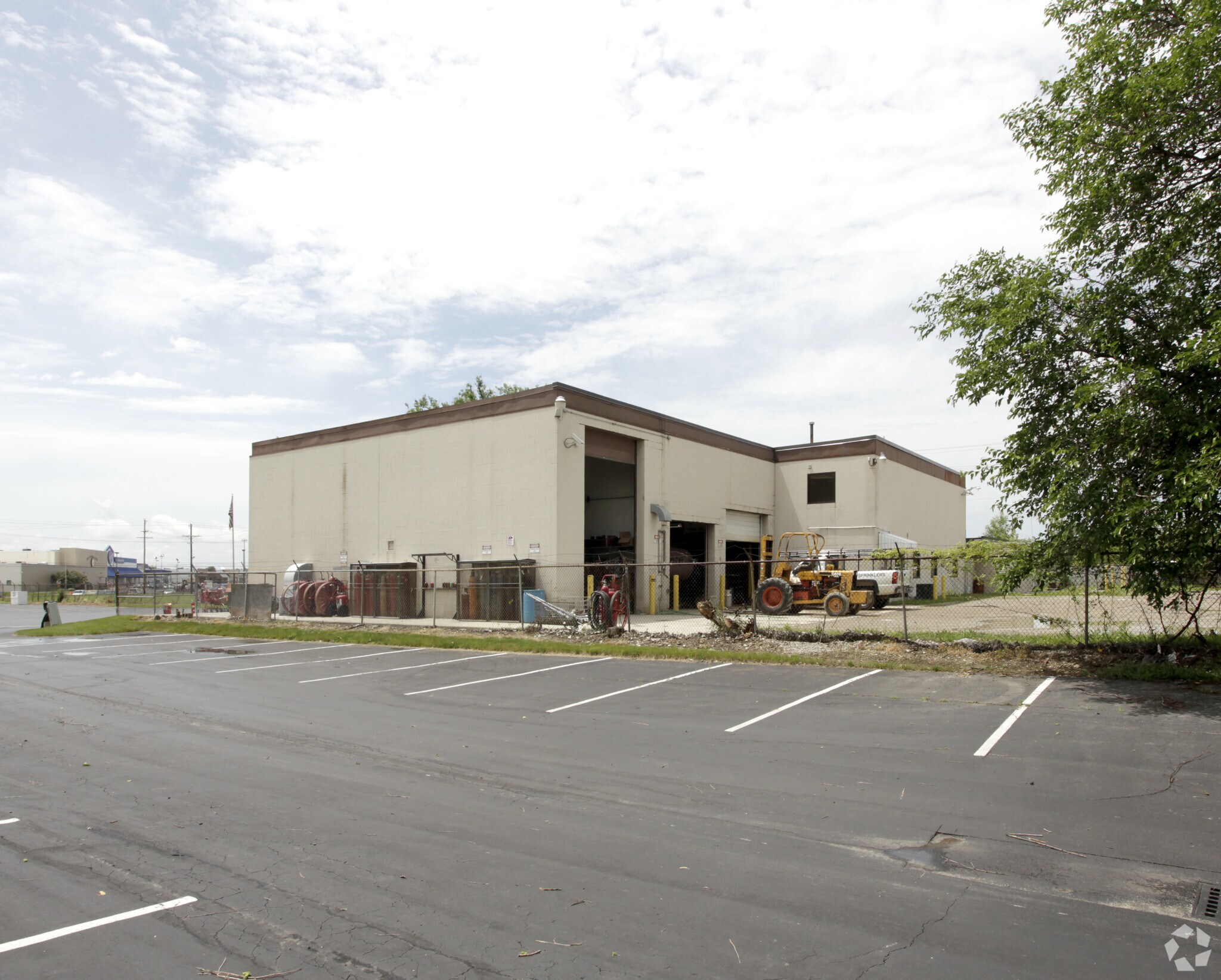 3360 Valleyview Dr, Columbus, OH 43204