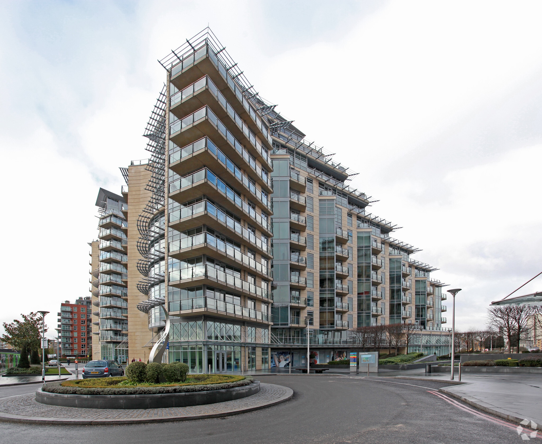 Juniper Dr, London for sale Primary Photo- Image 1 of 1