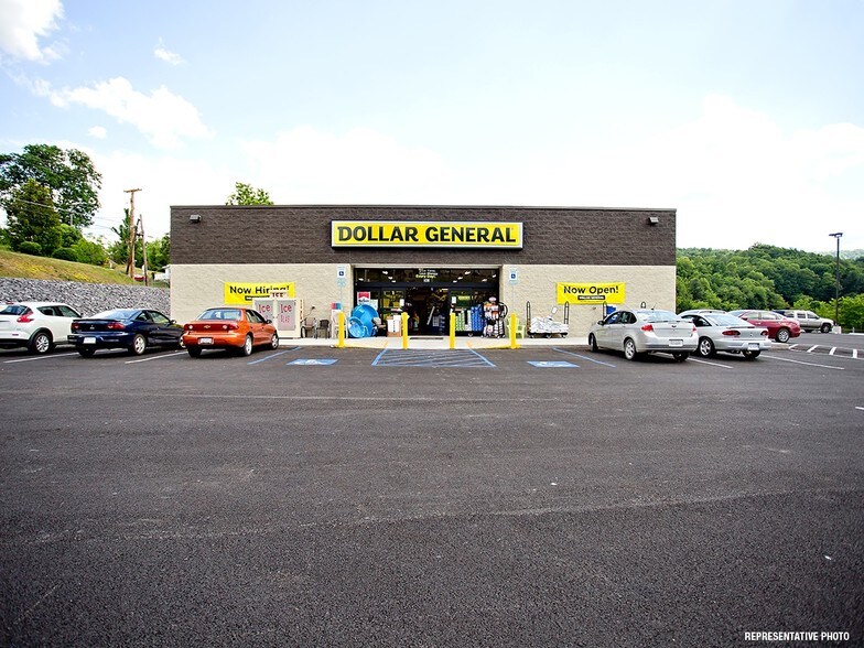 123 Royal Oak Rd, North Tazewell, VA for sale - Primary Photo - Image 1 of 1