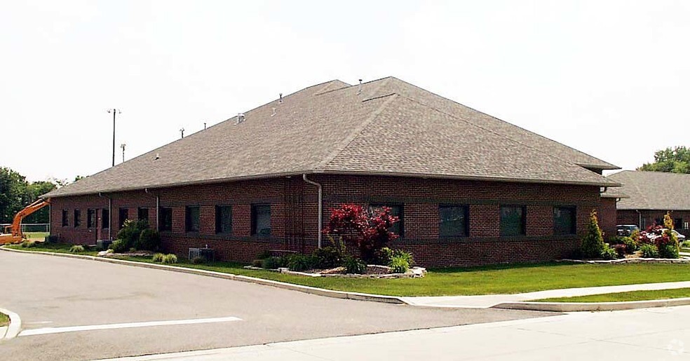 1331 Park Plaza Dr, O'Fallon, IL for lease - Other - Image 2 of 9