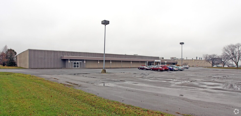 5562-5580 Avon Pl, Avon, NY for sale - Primary Photo - Image 1 of 1