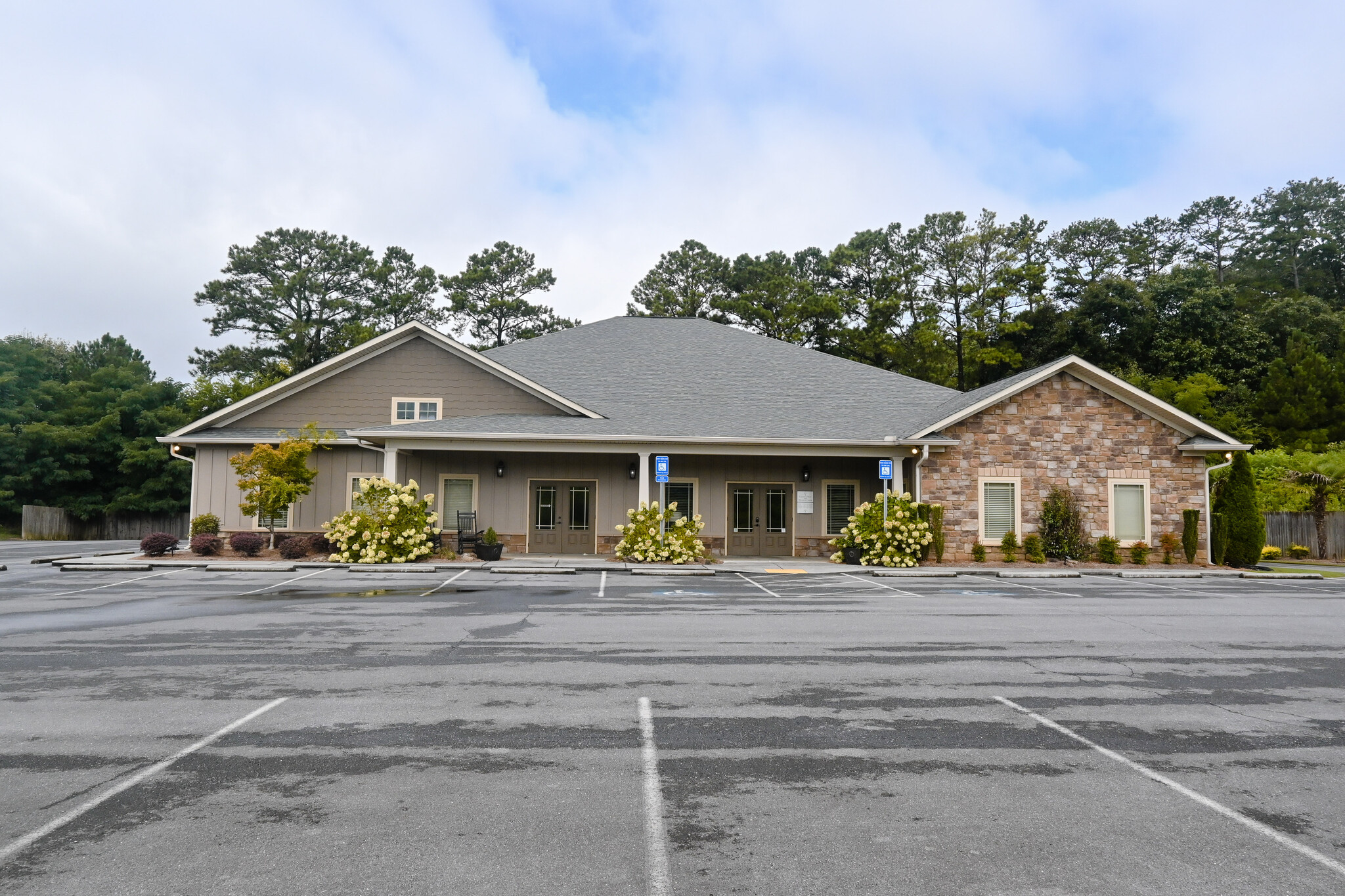 150 Jw Plaza Dr SE, Calhoun, GA for sale Building Photo- Image 1 of 49