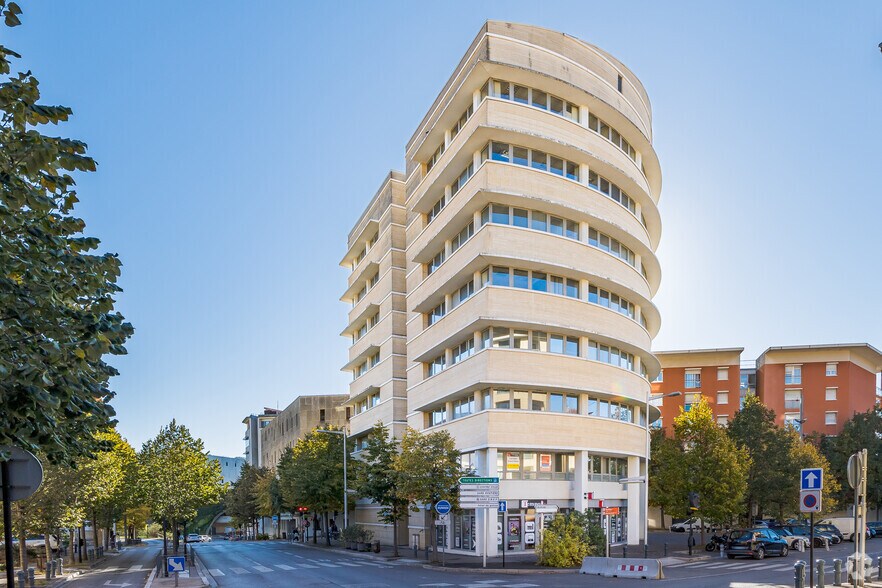 150 Avenue Georges Pompidou, Aix-en-Provence for lease - Building Photo - Image 2 of 5