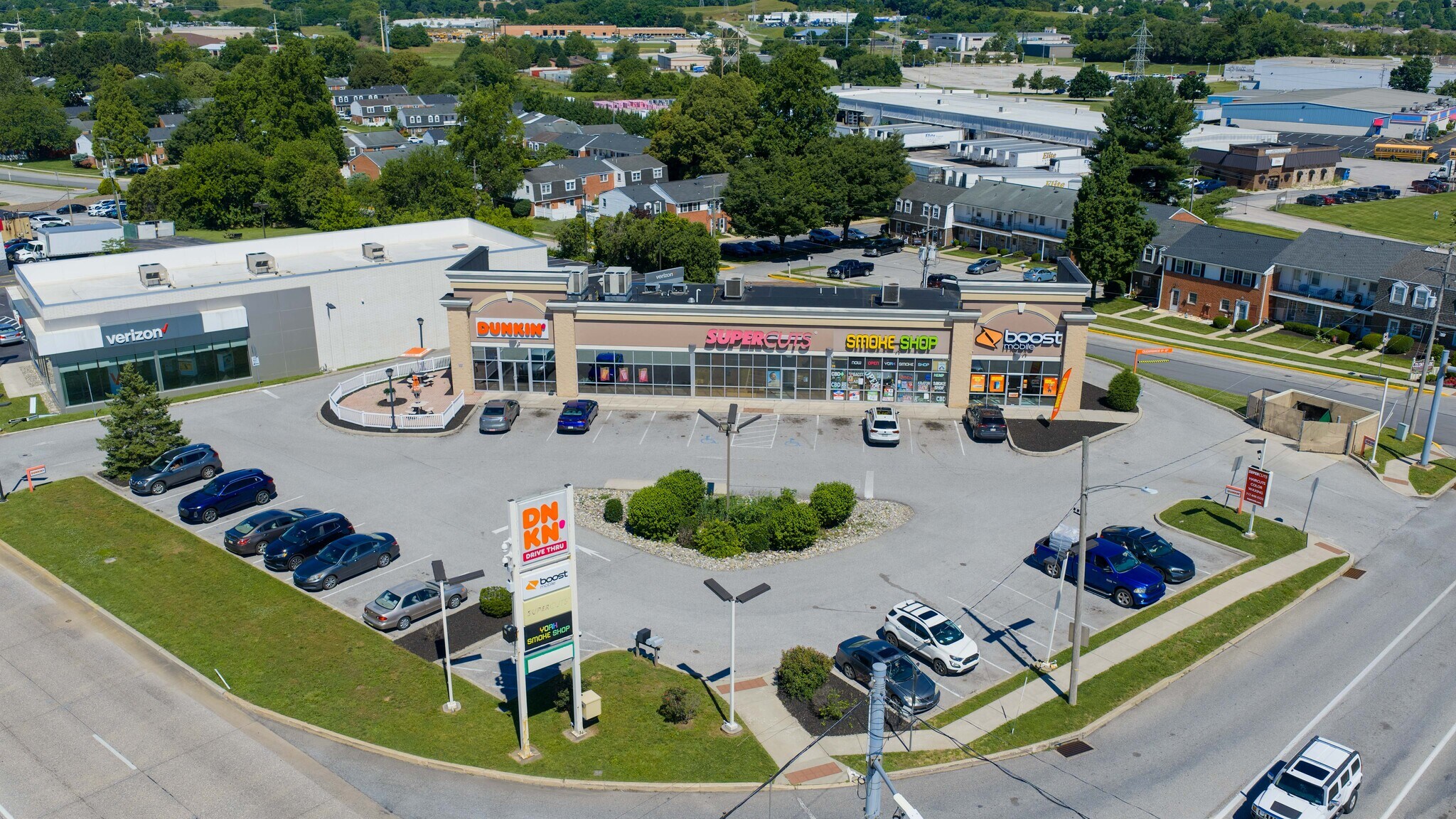 701 Loucks Rd, York, PA for lease Building Photo- Image 1 of 2