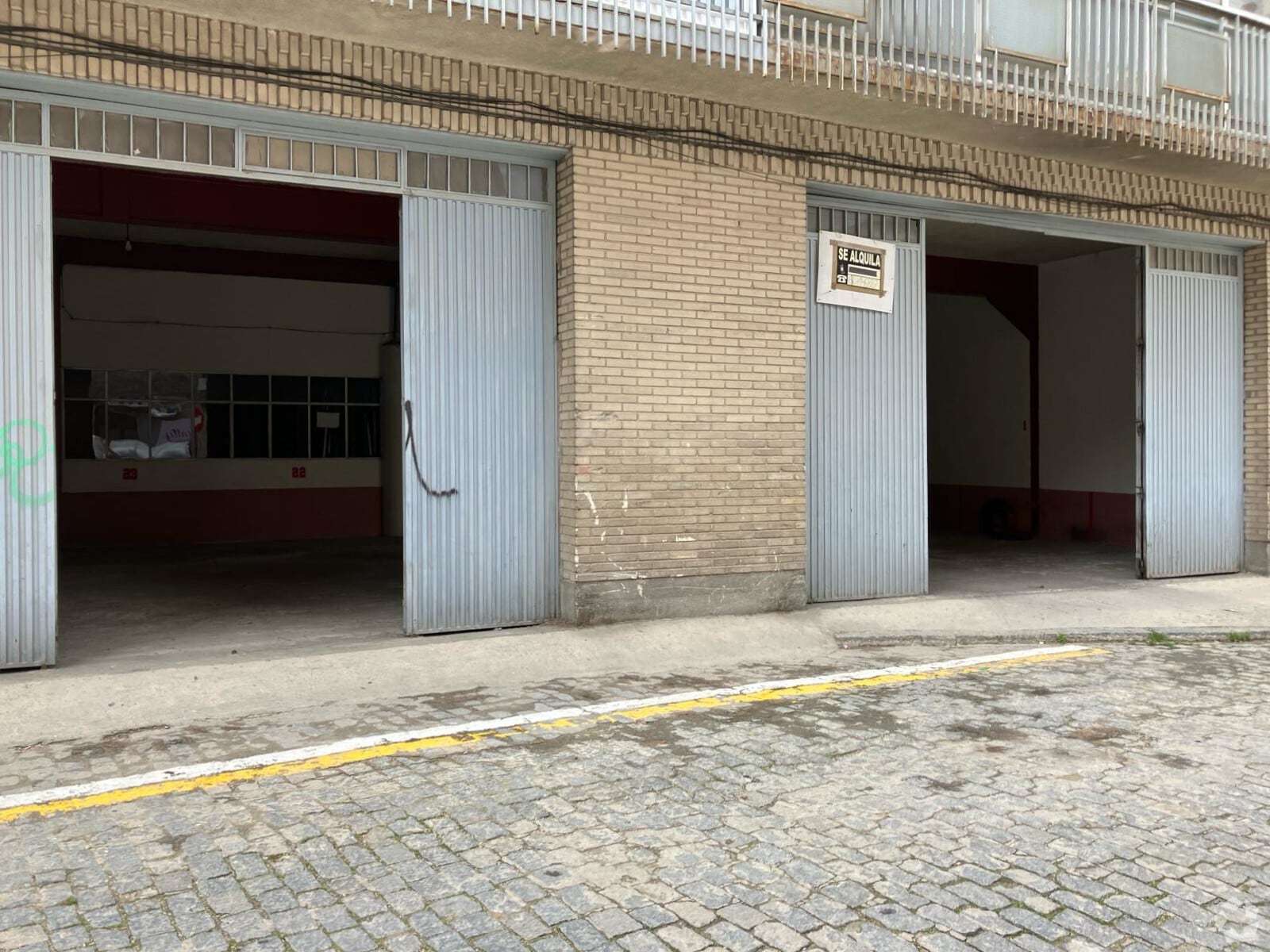 Calle Maria de Pablos Cerezo, 10, Segovia, Segovia for lease Interior Photo- Image 1 of 2