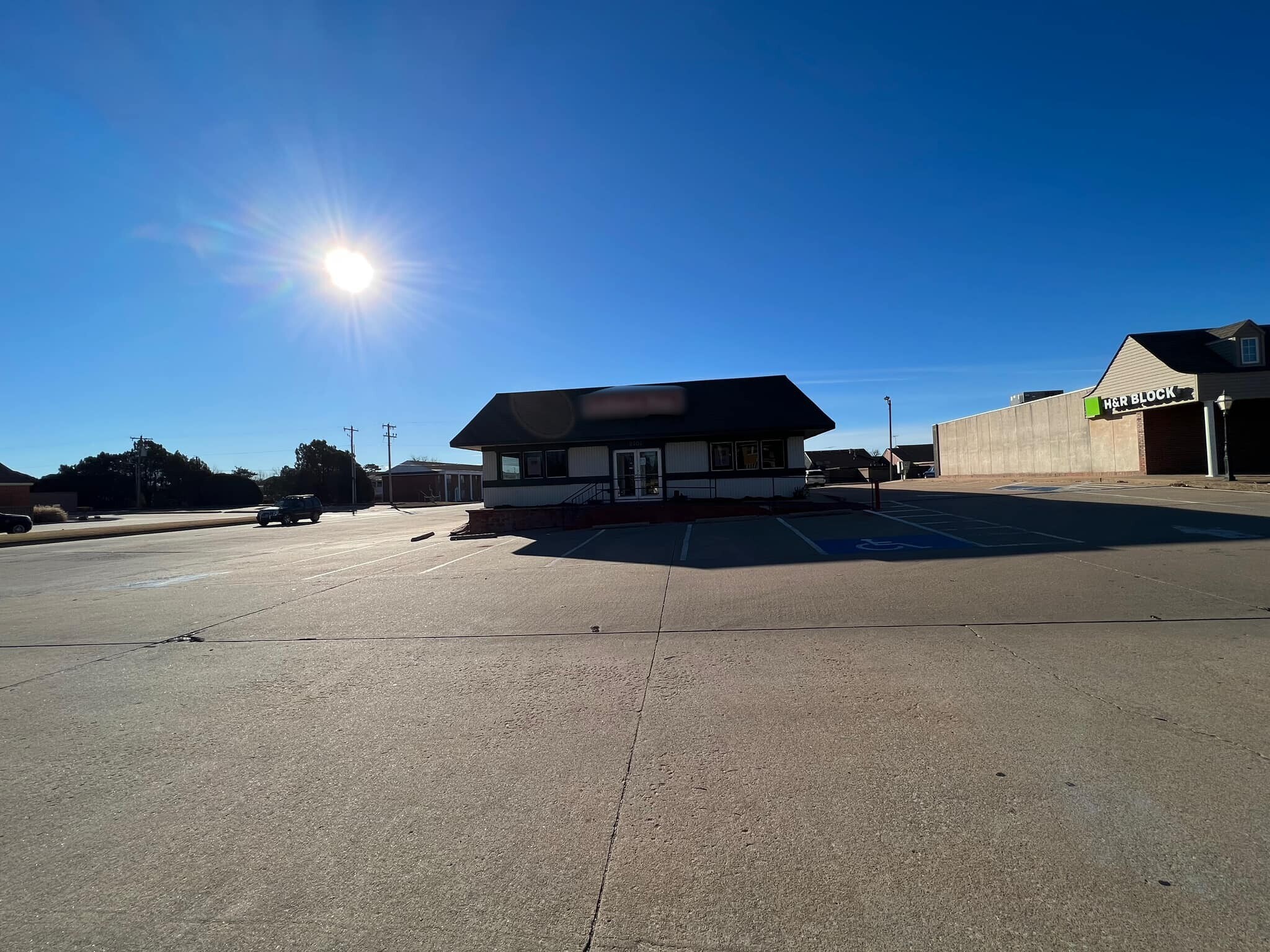 2101 W Owen K Garriott Rd, Enid, OK for sale Primary Photo- Image 1 of 1