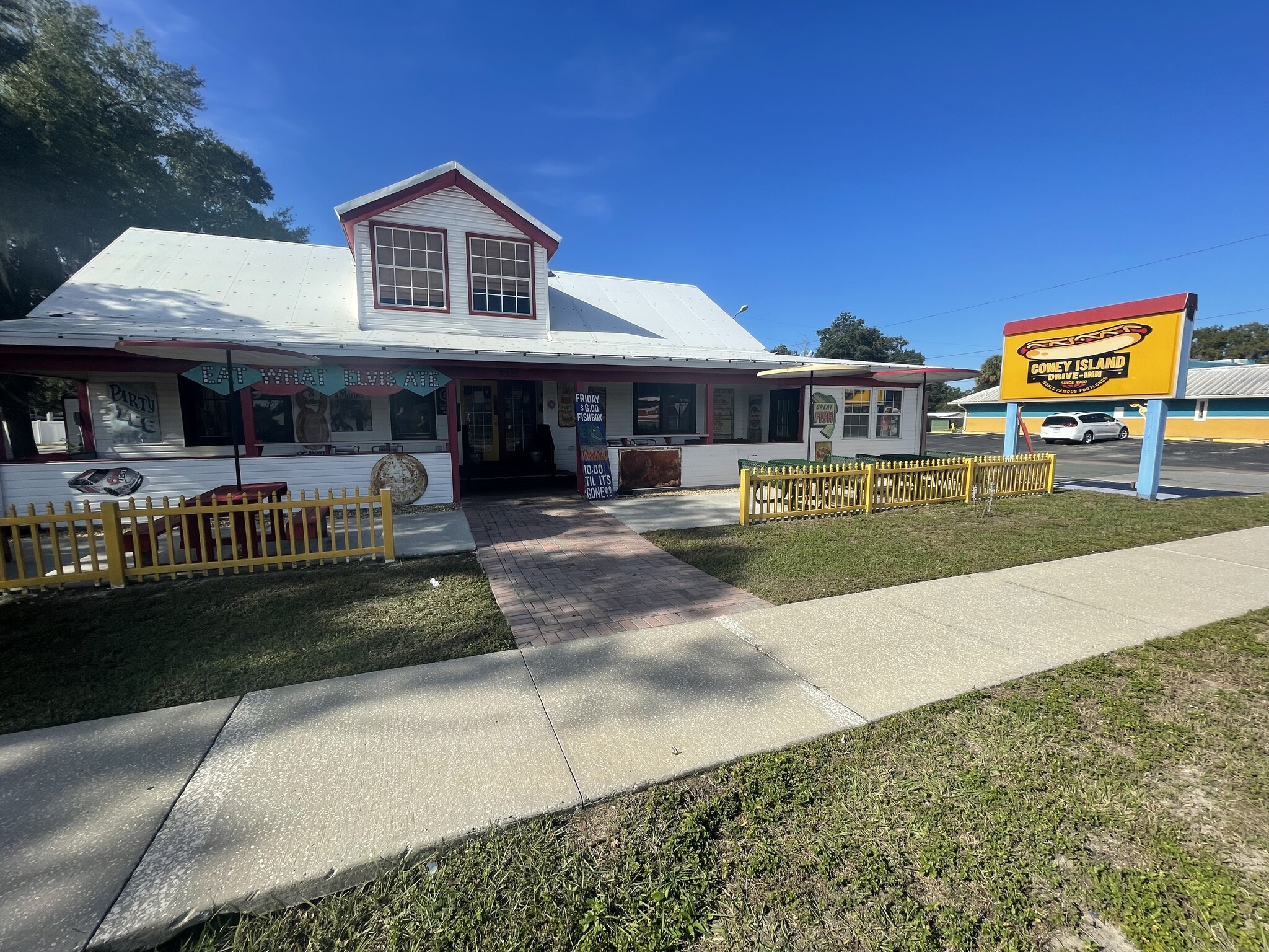 5327 Gall Blvd, Zephyrhills, FL for sale Building Photo- Image 1 of 1