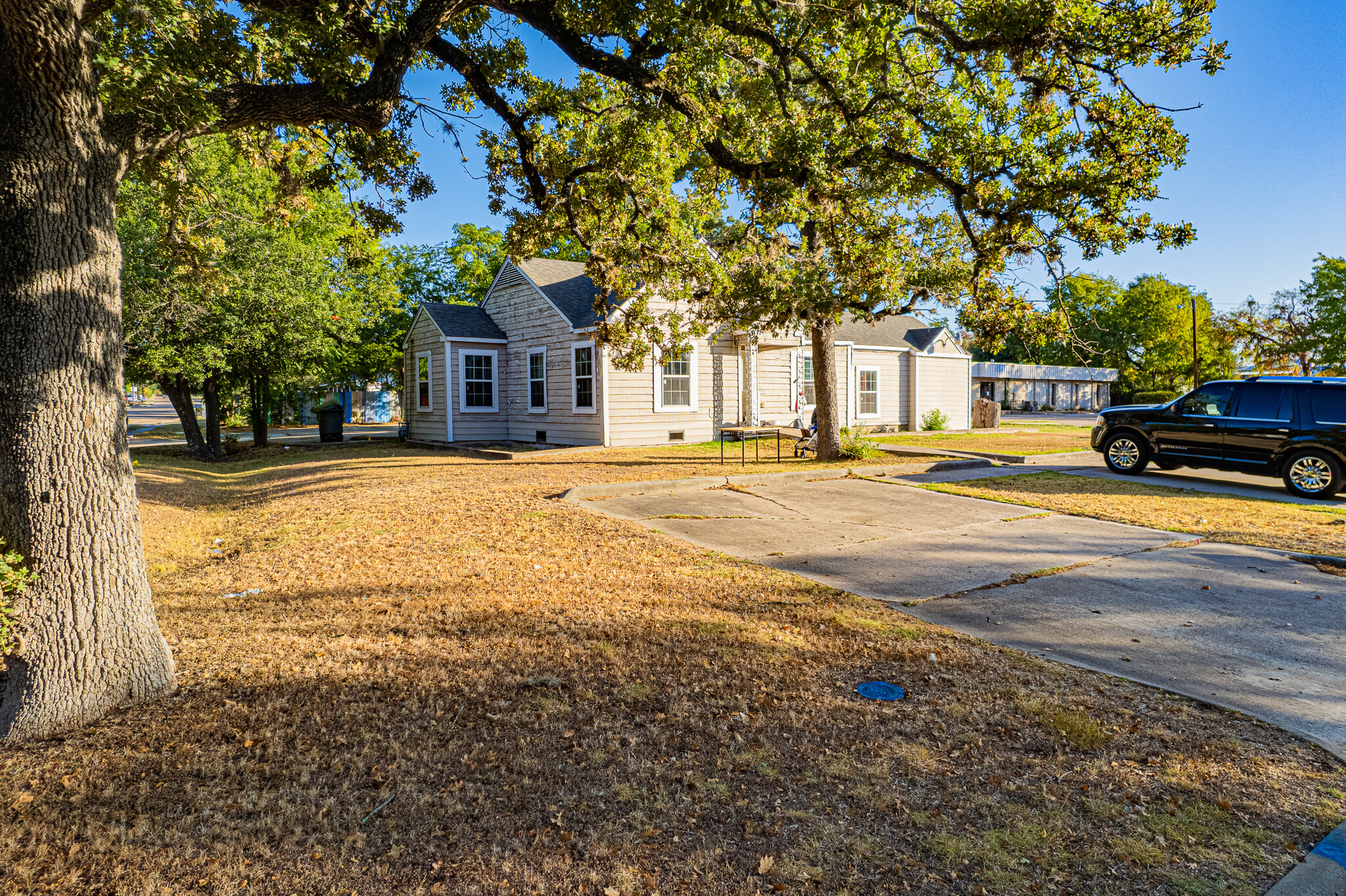 400 Oak St, Bryan, TX for sale Building Photo- Image 1 of 1