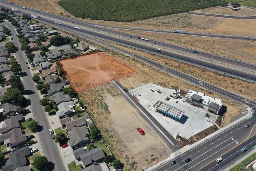2450 Fulkerth Rd, Turlock, CA for sale - Aerial - Image 3 of 6