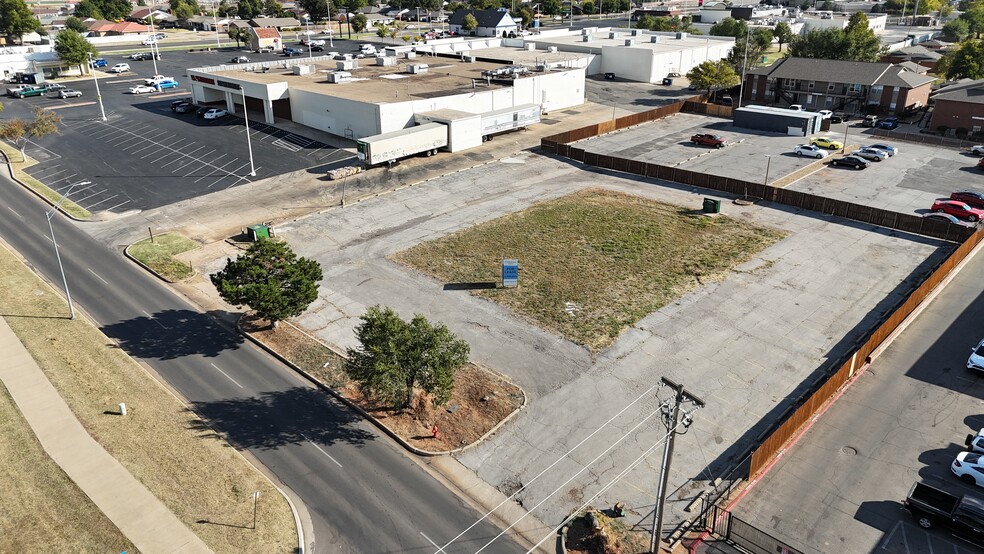 948 SW Grand Blvd, Oklahoma City, OK for lease - Aerial - Image 1 of 7