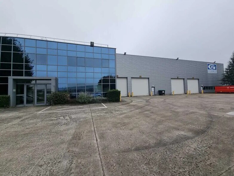 15 Rue Louis Blériot, Compans for lease - Building Photo - Image 2 of 15