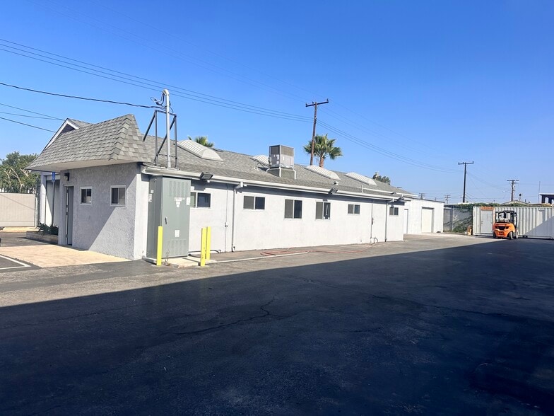 3117 E South St, Long Beach, CA for lease - Building Photo - Image 2 of 4