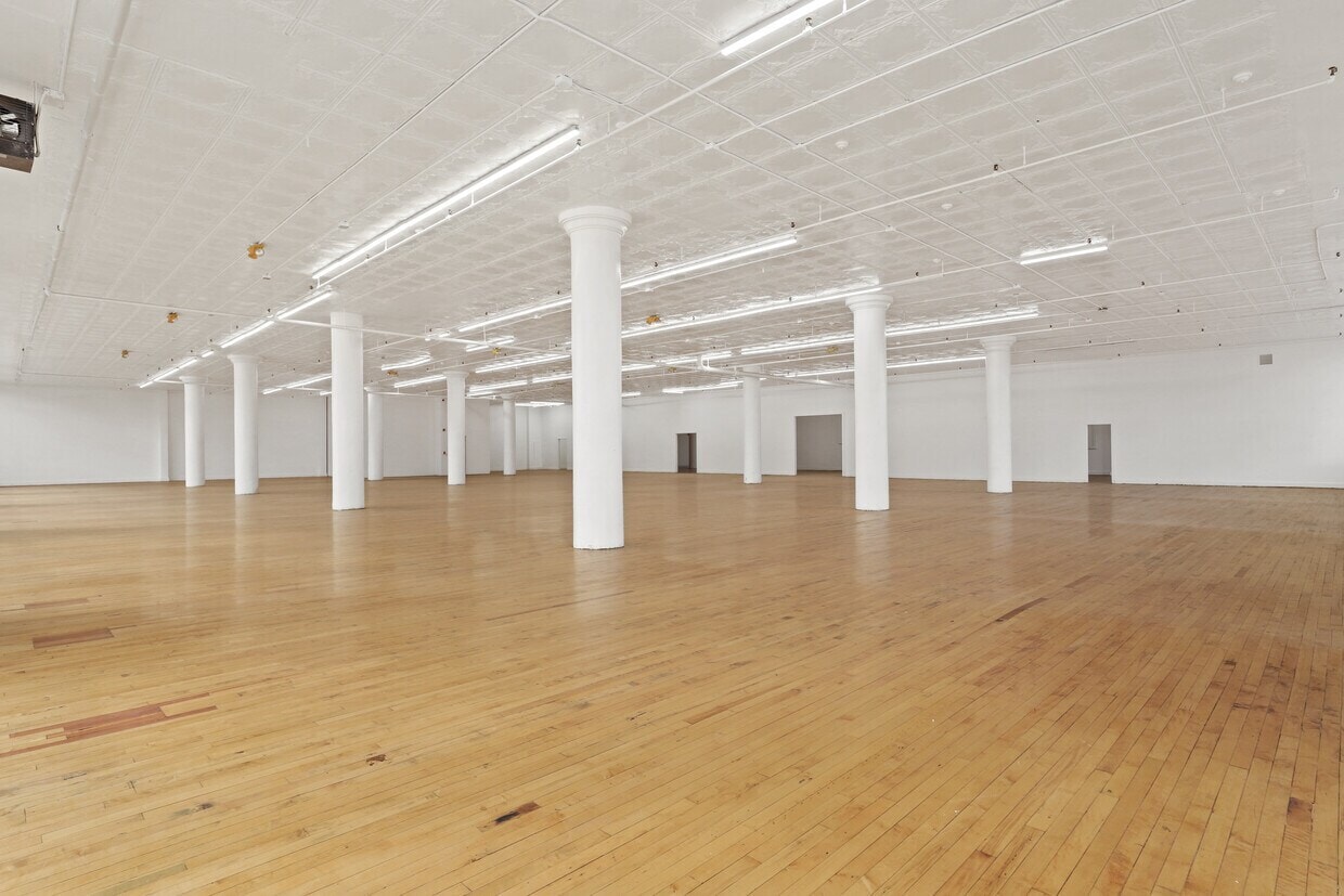 251-255 S Main St, Fall River, MA for lease Interior Photo- Image 1 of 21