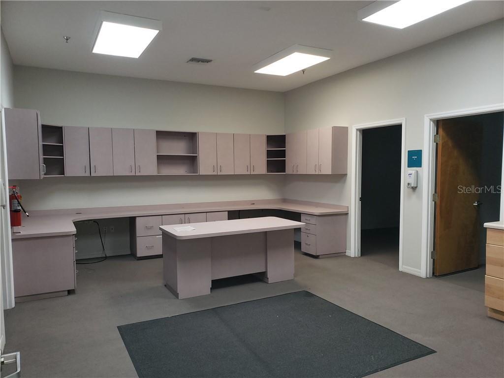 616 E St, Clearwater, FL for sale Interior Photo- Image 1 of 1