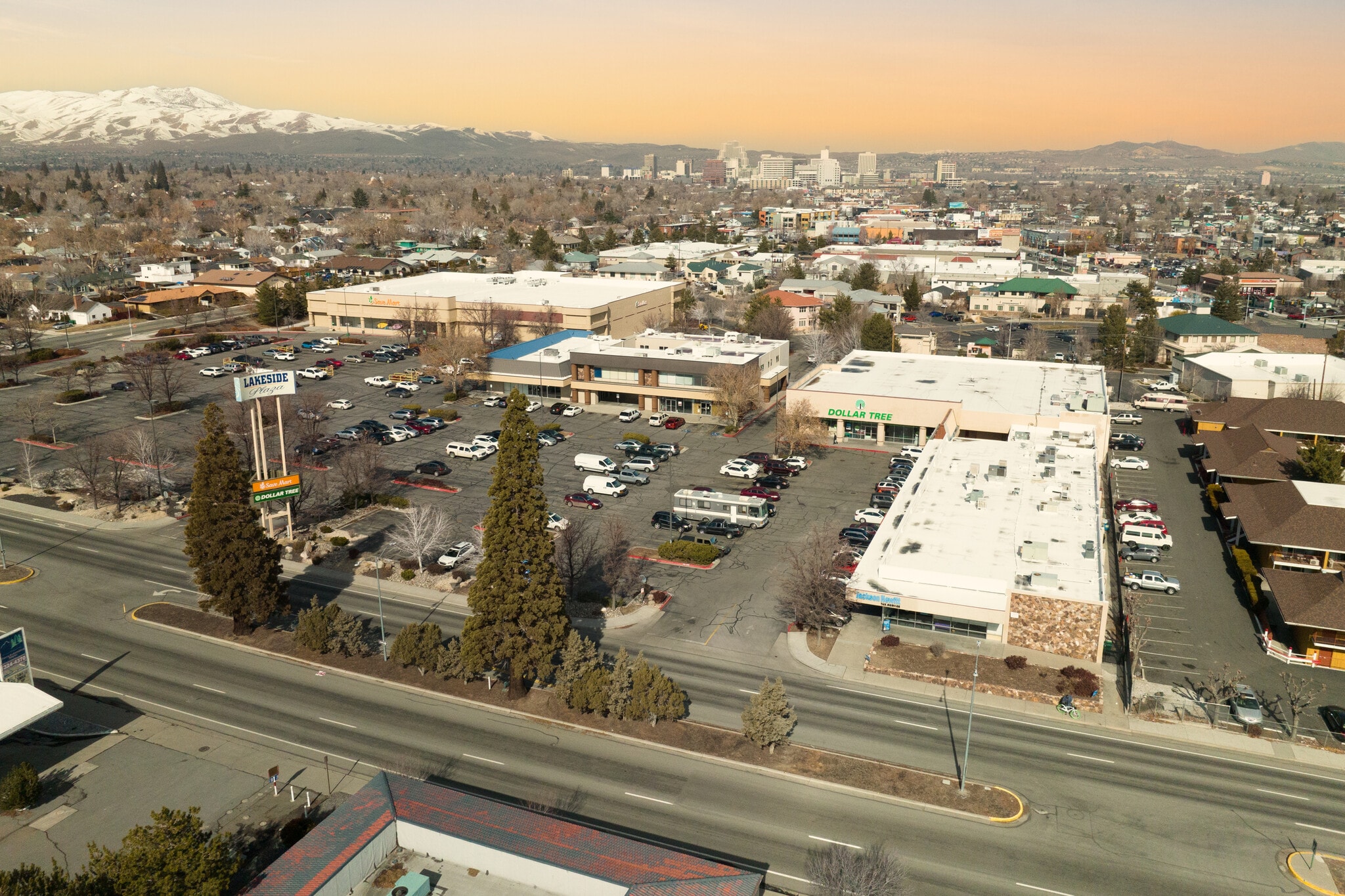 75195 W Plumb Ln, Reno, NV 89509 Lakeside Plaza
