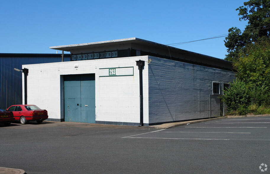 Hartlebury Trading Estate, Hartlebury for lease - Primary Photo - Image 1 of 14