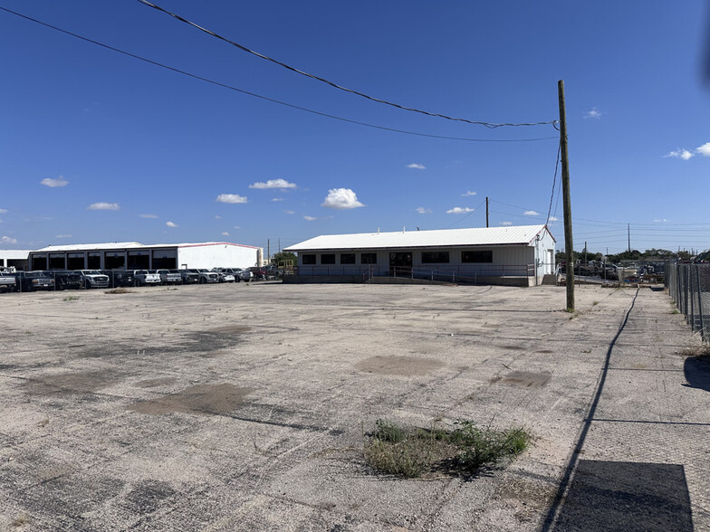 1514 E 2nd St, Odessa, TX for lease - Building Photo - Image 1 of 10