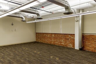 500 W Overland Ave, El Paso, TX for lease Interior Photo- Image 1 of 13