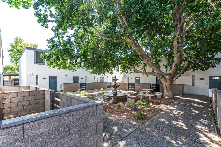 7325 E Belleview St, Scottsdale, AZ for sale - Building Photo - Image 2 of 12