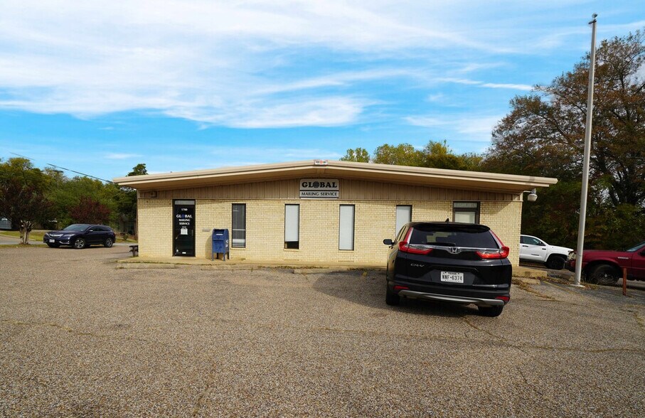 1700 E Front St, Tyler, TX for sale - Primary Photo - Image 1 of 1