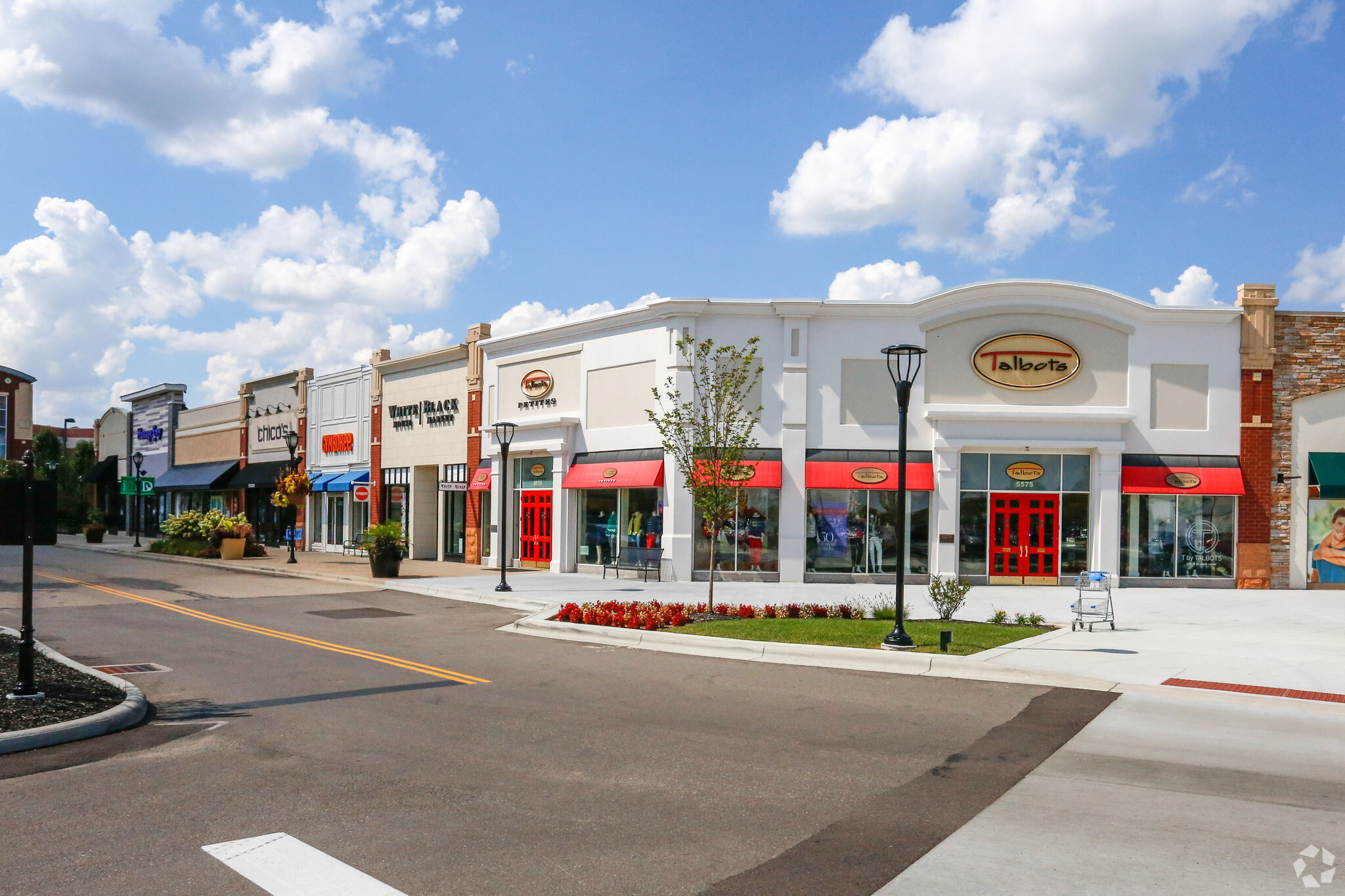 5515-5805 Deerfield Blvd, Mason, OH for lease Building Photo- Image 1 of 6