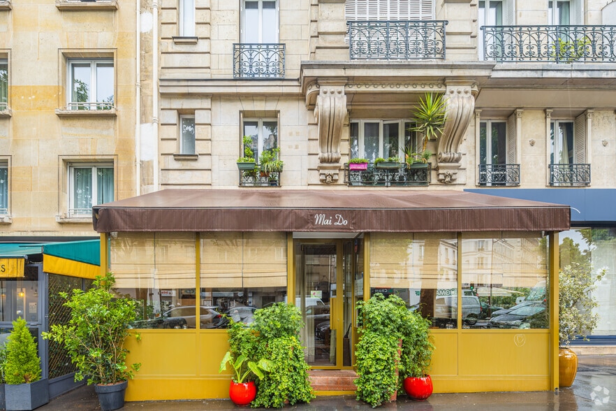 23 Bis Boulevard Du Montparnasse, Paris for lease - Building Photo - Image 3 of 17