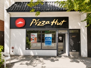 1827-1829 W 4th Ave, Vancouver, BC for lease Building Photo- Image 2 of 6