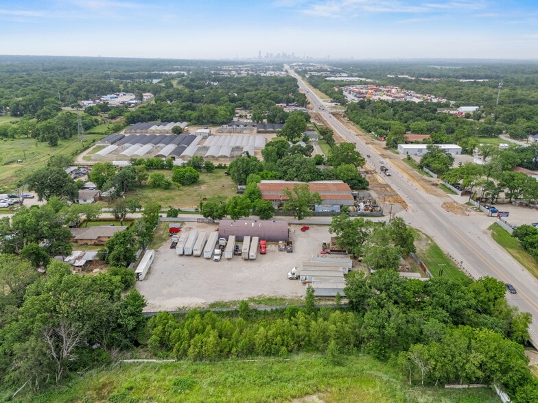 9505 S Central Expy, Dallas, TX for lease - Primary Photo - Image 1 of 10