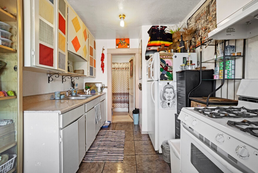 343 N Occidental Blvd, Los Angeles, CA for sale - Building Photo - Image 2 of 28