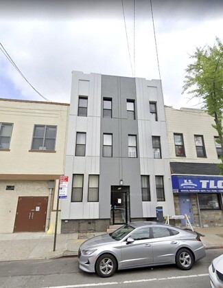 More details for 879 Cypress Ave, Flushing, NY - Multifamily for Sale