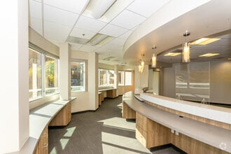 488 E Valley Pky, Escondido, CA for lease Interior Photo- Image 1 of 10