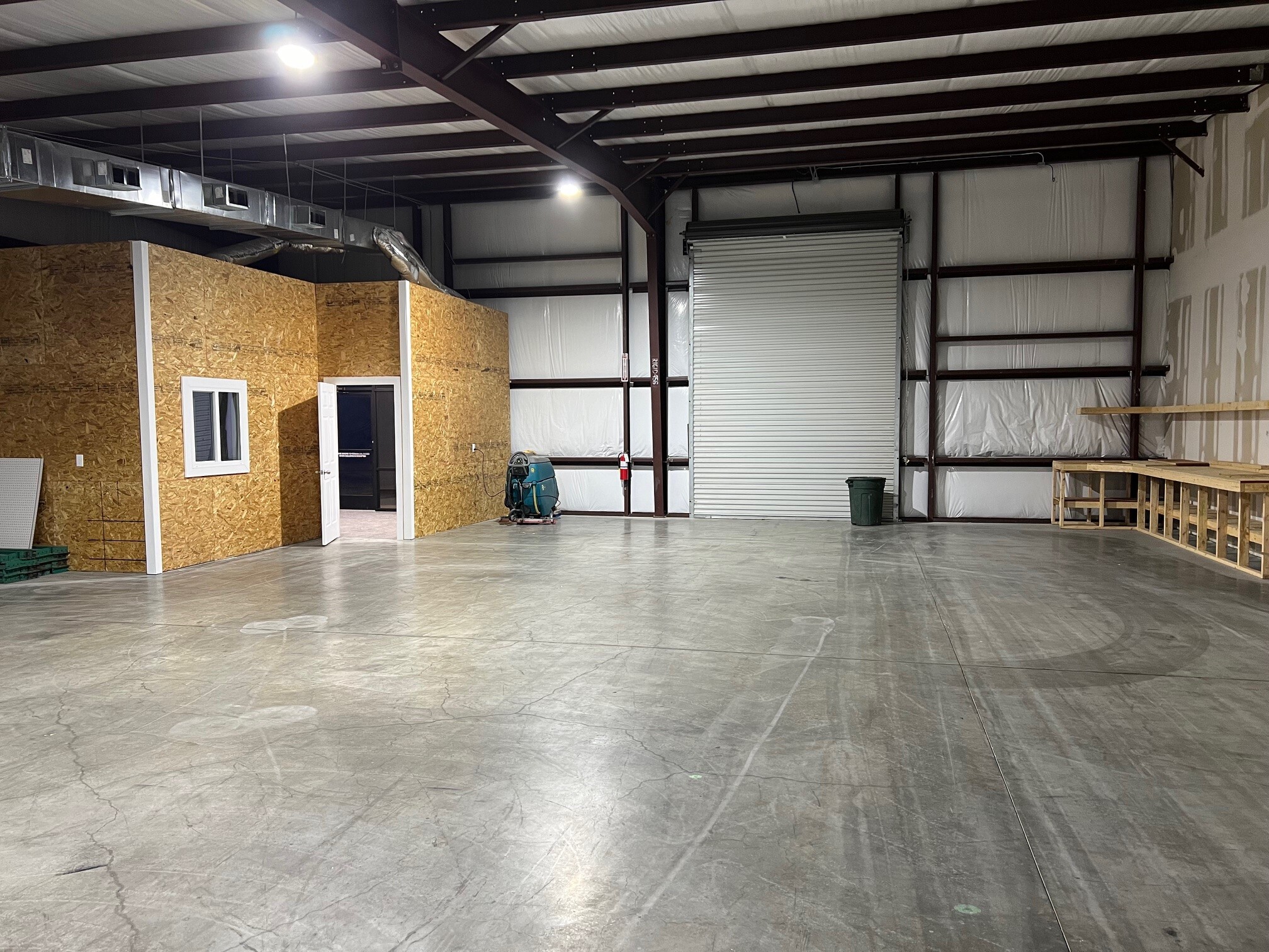 24432 FM 1314 Rd, Porter, TX for lease Interior Photo- Image 1 of 7