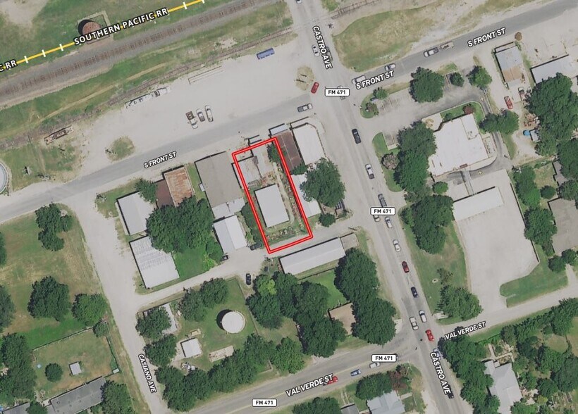 16012 Front Street, La Coste, TX 78039