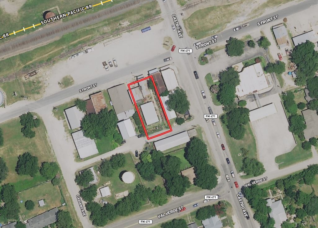 16012 Front Street, La Coste, TX 78039