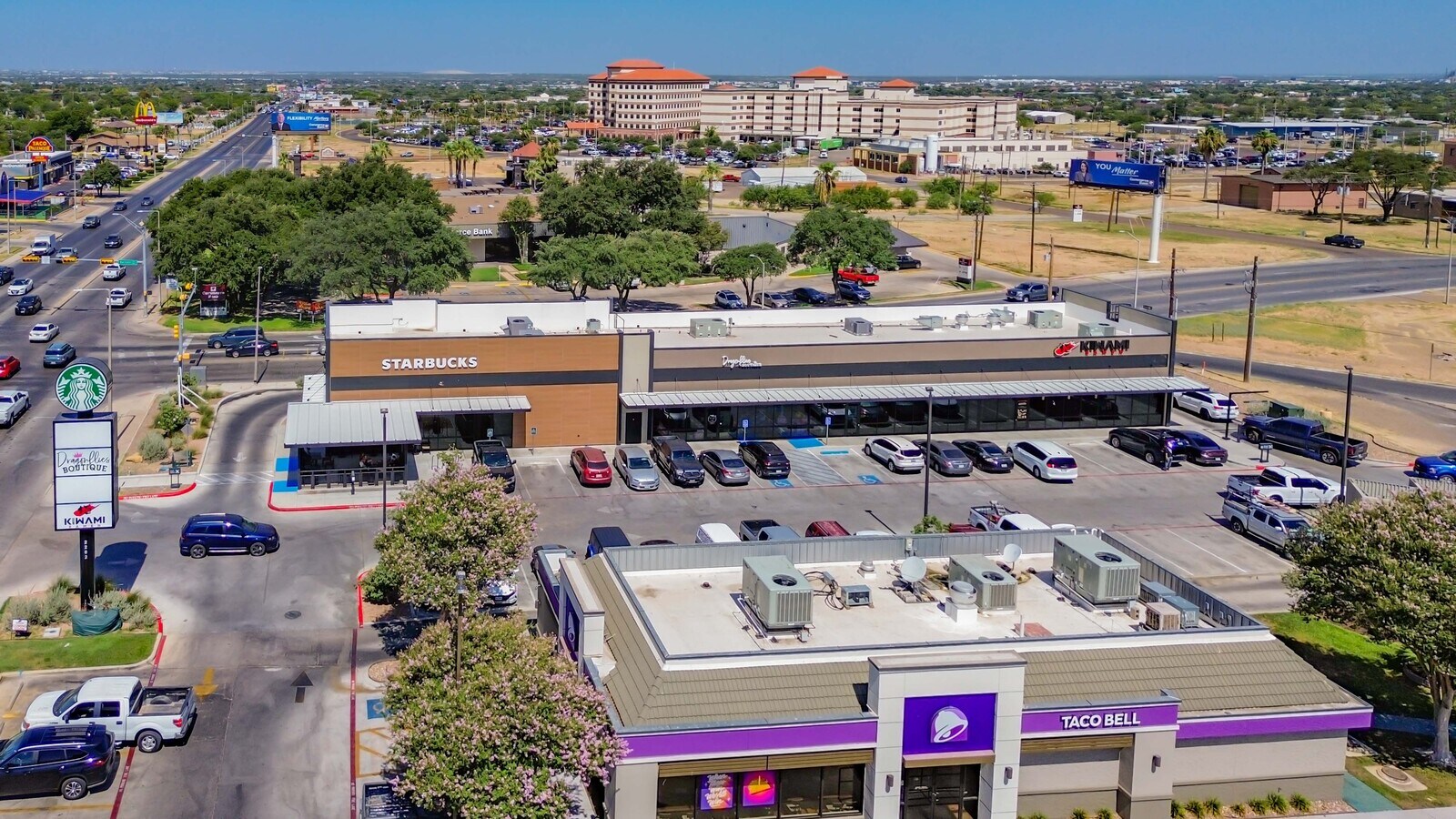 2202 E Saunders St, Laredo, TX 78041