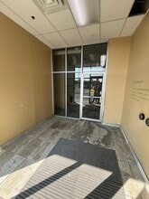 2950 Bank St, Ottawa, ON for lease Interior Photo- Image 2 of 10