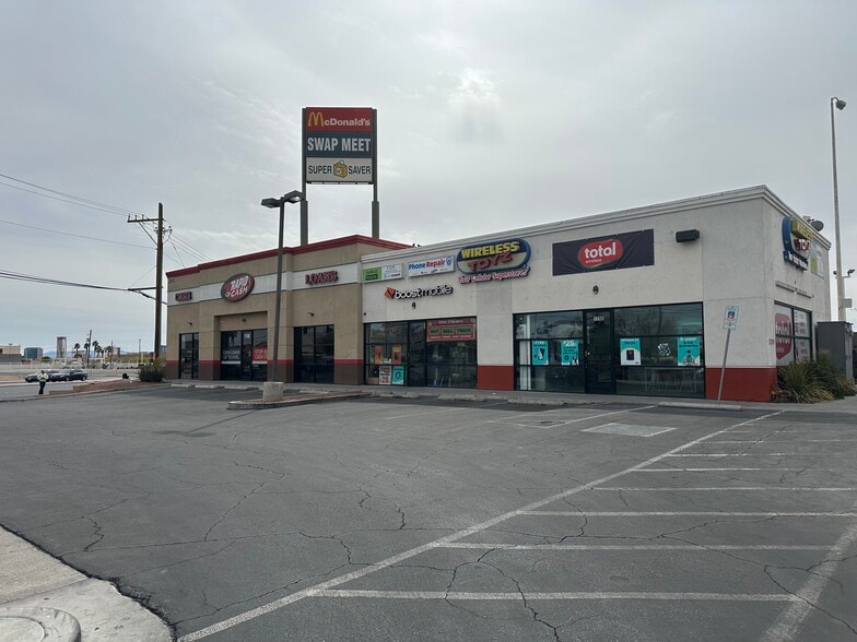 2801 W Washington Ave, Las Vegas, NV for lease - Building Photo - Image 2 of 5