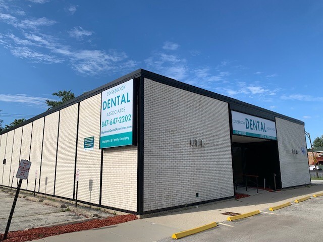 6225 W Touhy Ave, Chicago, IL for lease - Building Photo - Image 1 of 15