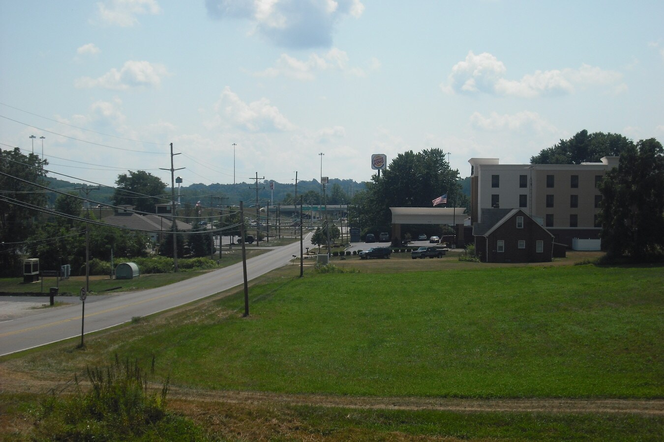 84 W Hanley Rd, Mansfield, OH 44907