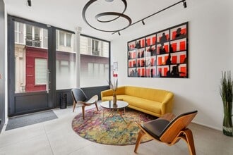 233 Rue Du Faubourg Saint-Honoré, Paris for sale Interior Photo- Image 1 of 3