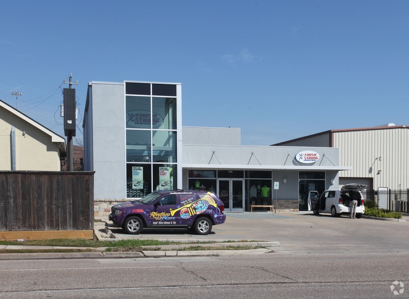6426 Washington Ave, Houston, TX for lease - Building Photo - Image 3 of 4